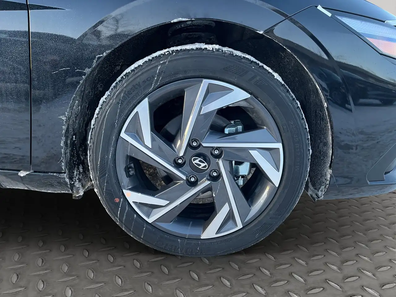 Hyundai ELANTRA снимка Hyundai ELANTRA