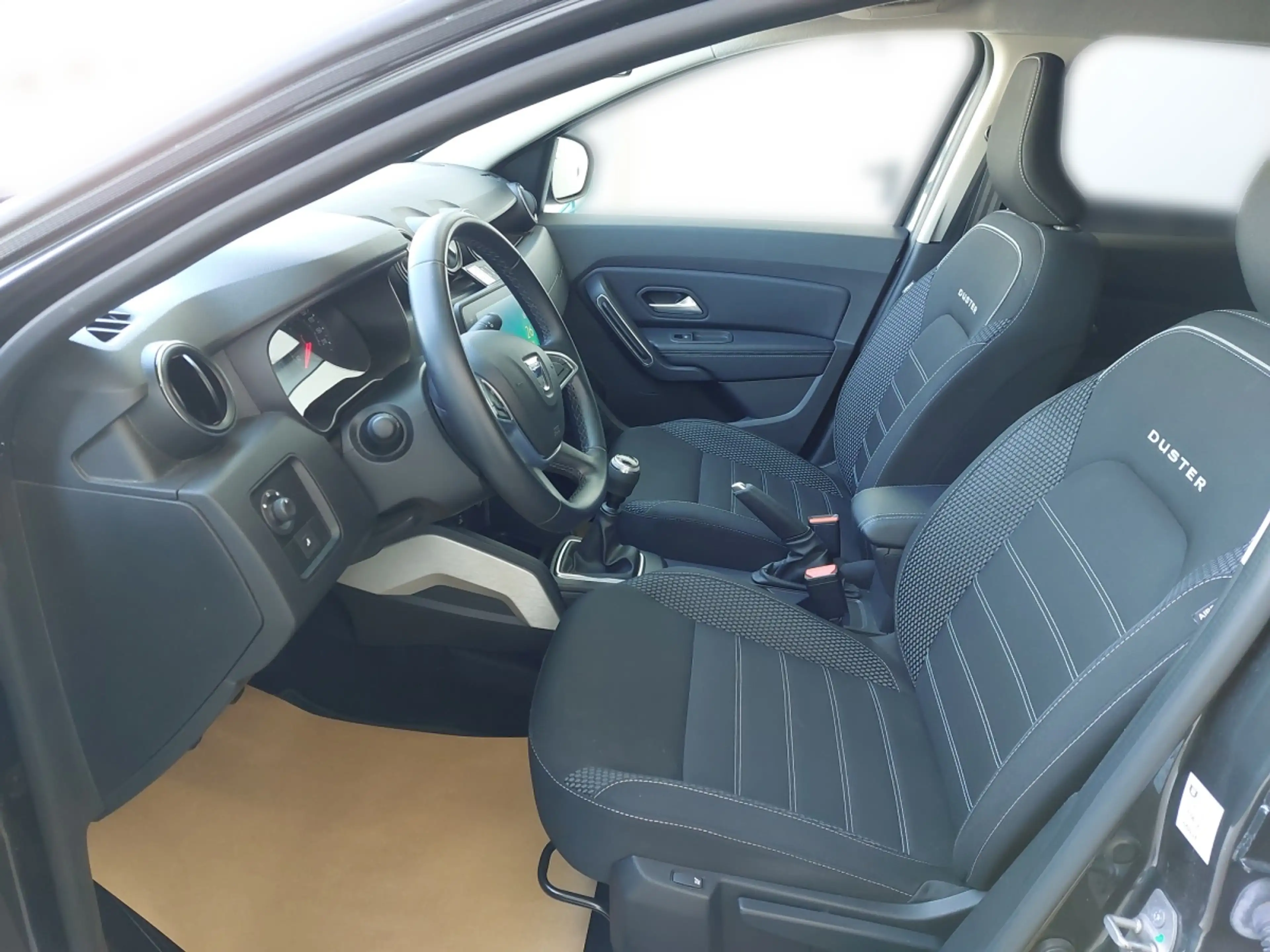 Dacia Duster Prestige TCe 150 4WD — photo 5