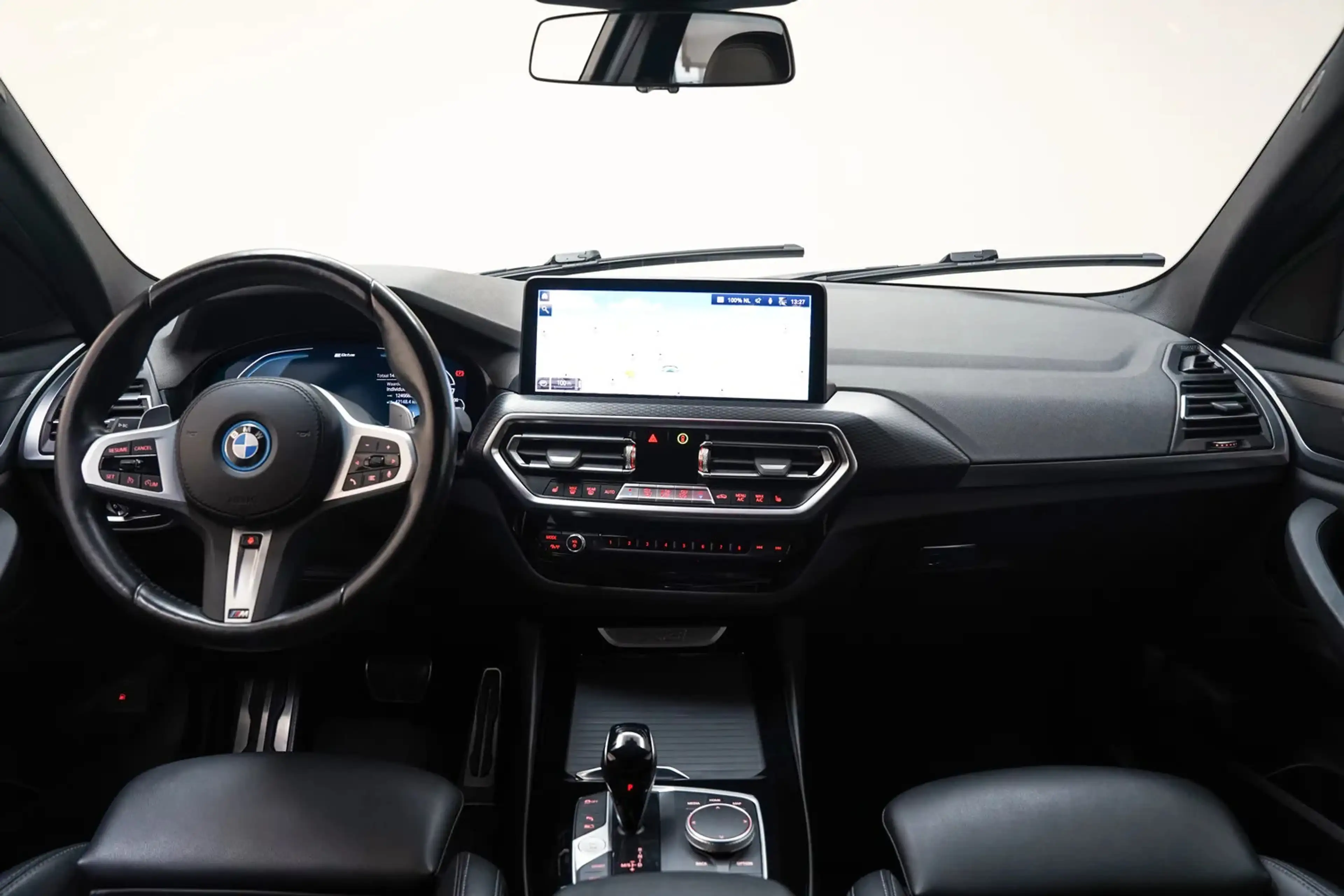 BMW X3 xDrive 30e M-Sport High Executive Aut. [ Panoramad — photo 4