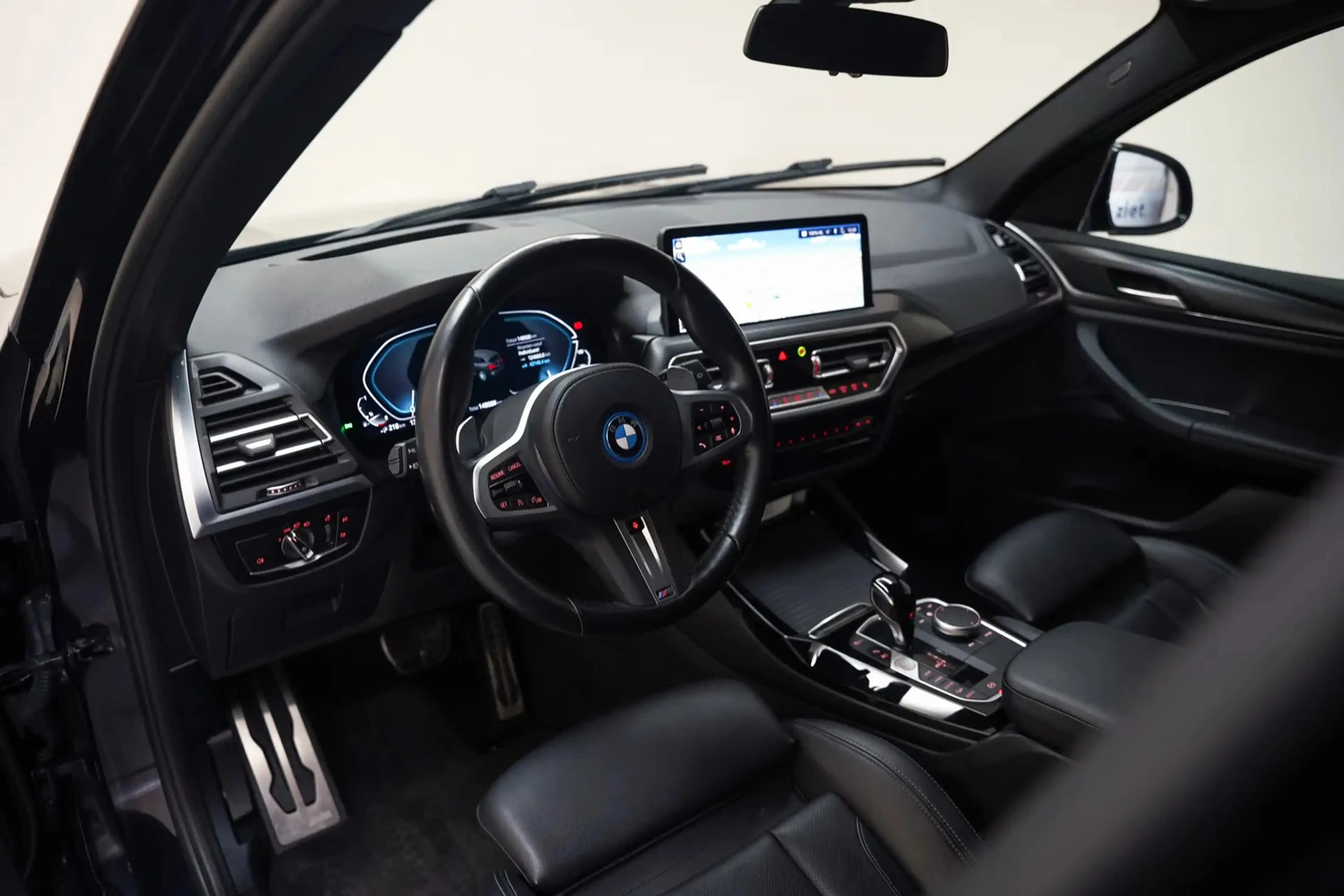 BMW X3 xDrive 30e M-Sport High Executive Aut. [ Panoramad — photo 14