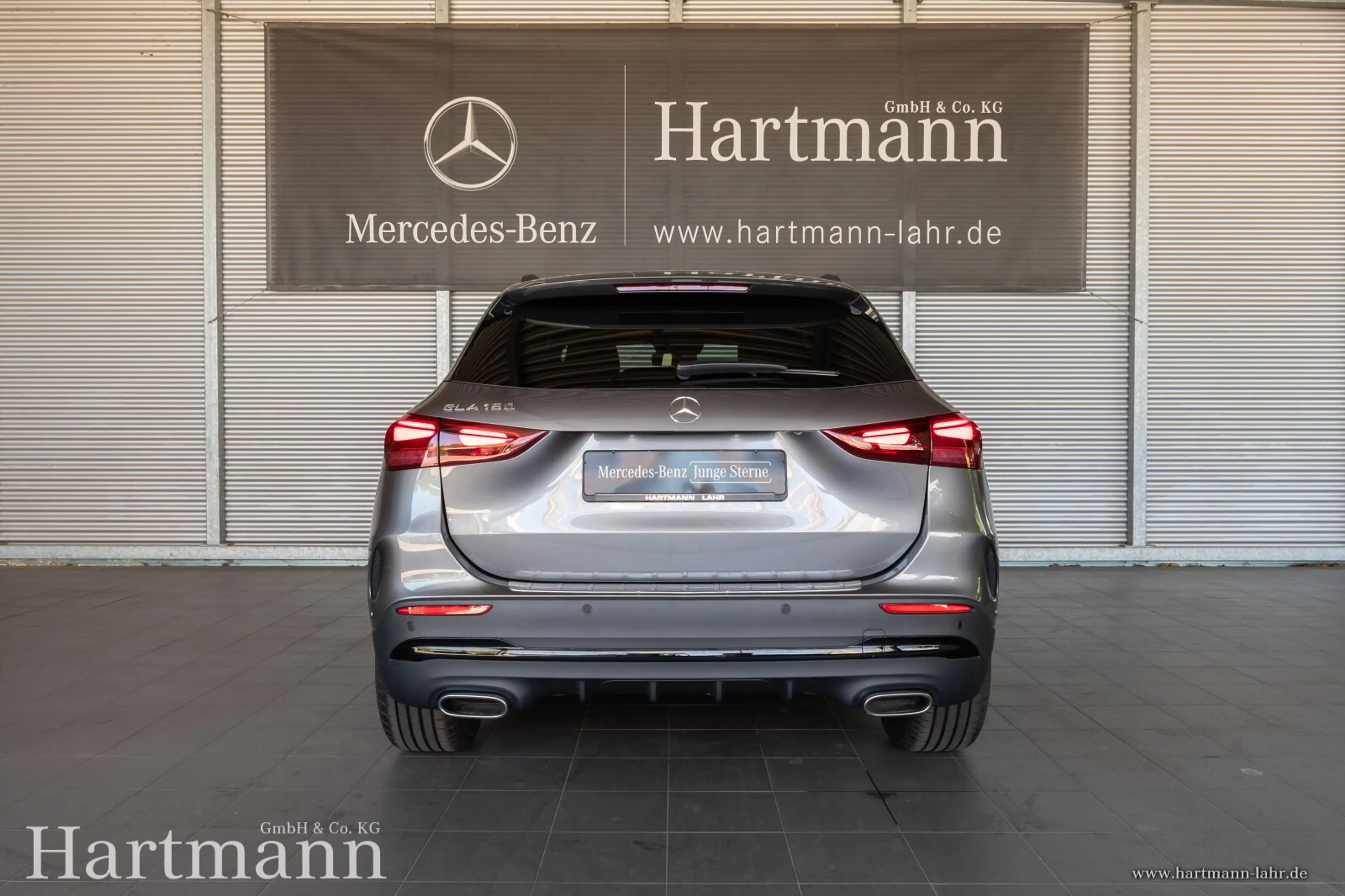 Mercedes-Benz GLA 180 GLA 180 AMG Night Multibeam Totwinkel Sound 360° — photo 4