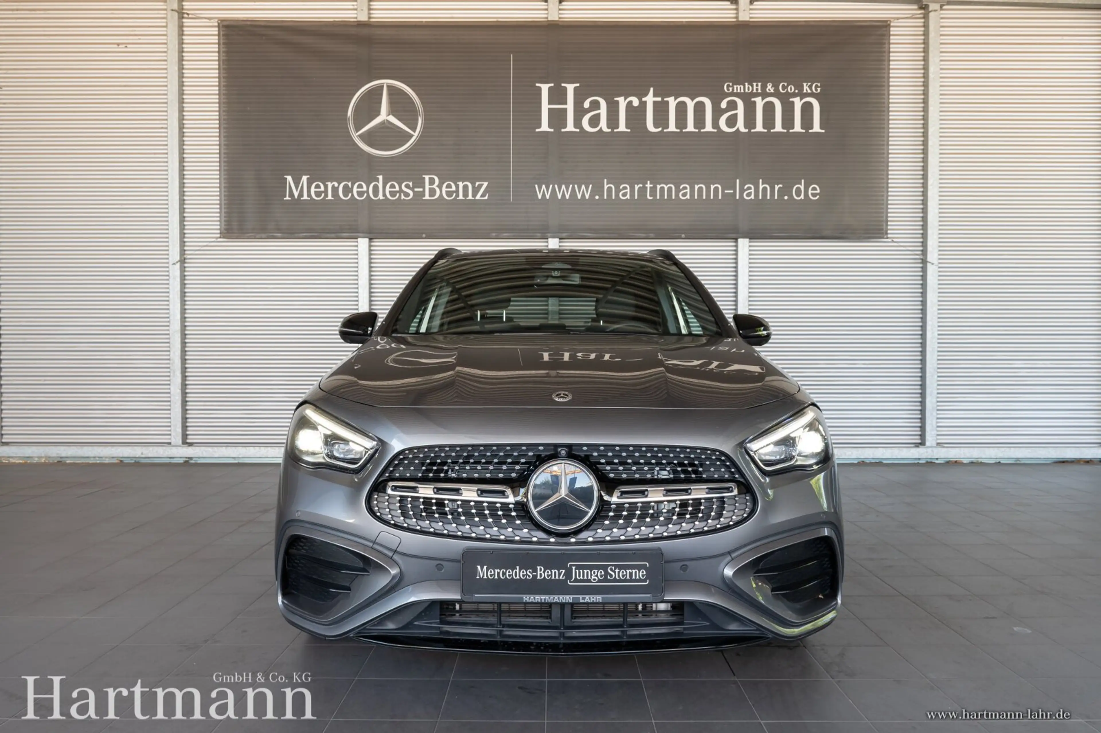 Mercedes-Benz GLA 180 GLA 180 AMG Night Multibeam Totwinkel Sound 360° — photo 3