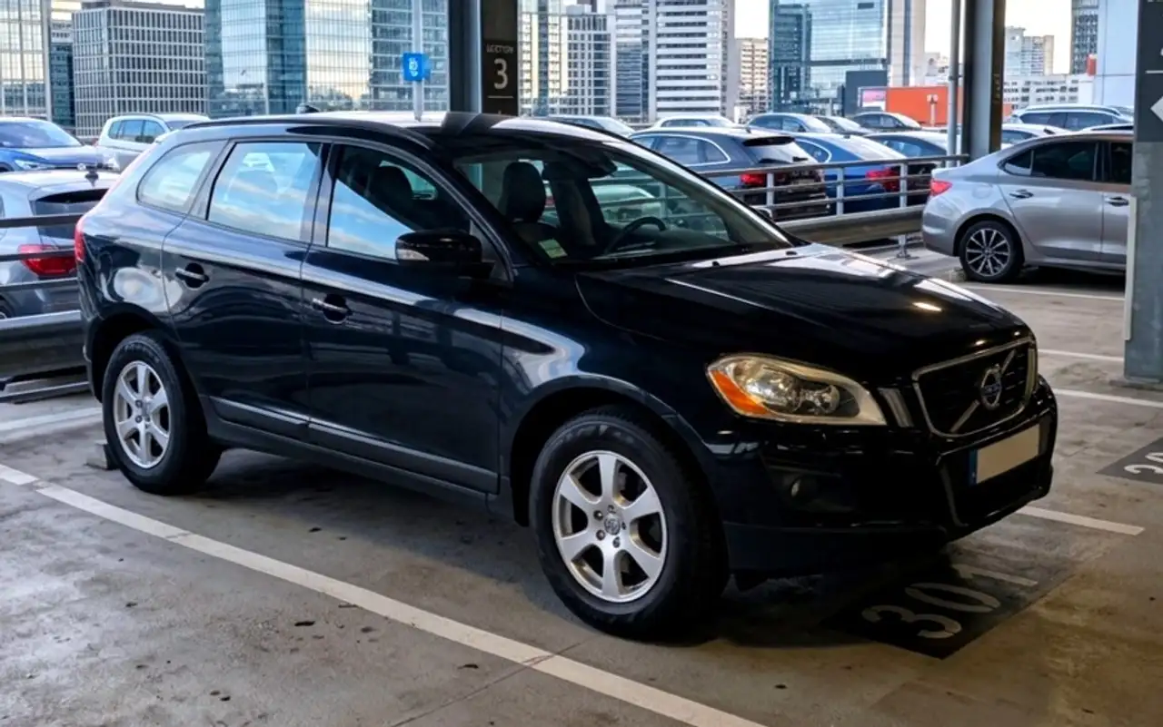 Volvo XC60 2.4D AWD 163ch Geartronic FAP kinetic
