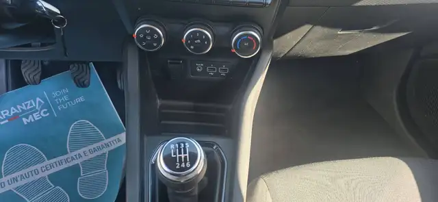 Renault Clio view 11