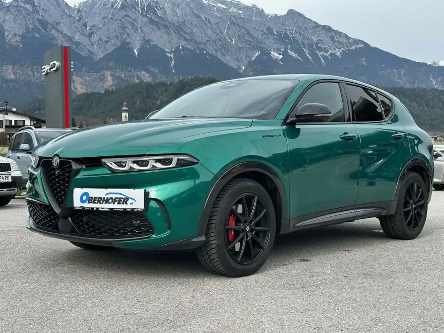 Alfa Romeo Tonale Edizione Speciale MHEV 130PS DCT Grün - 2