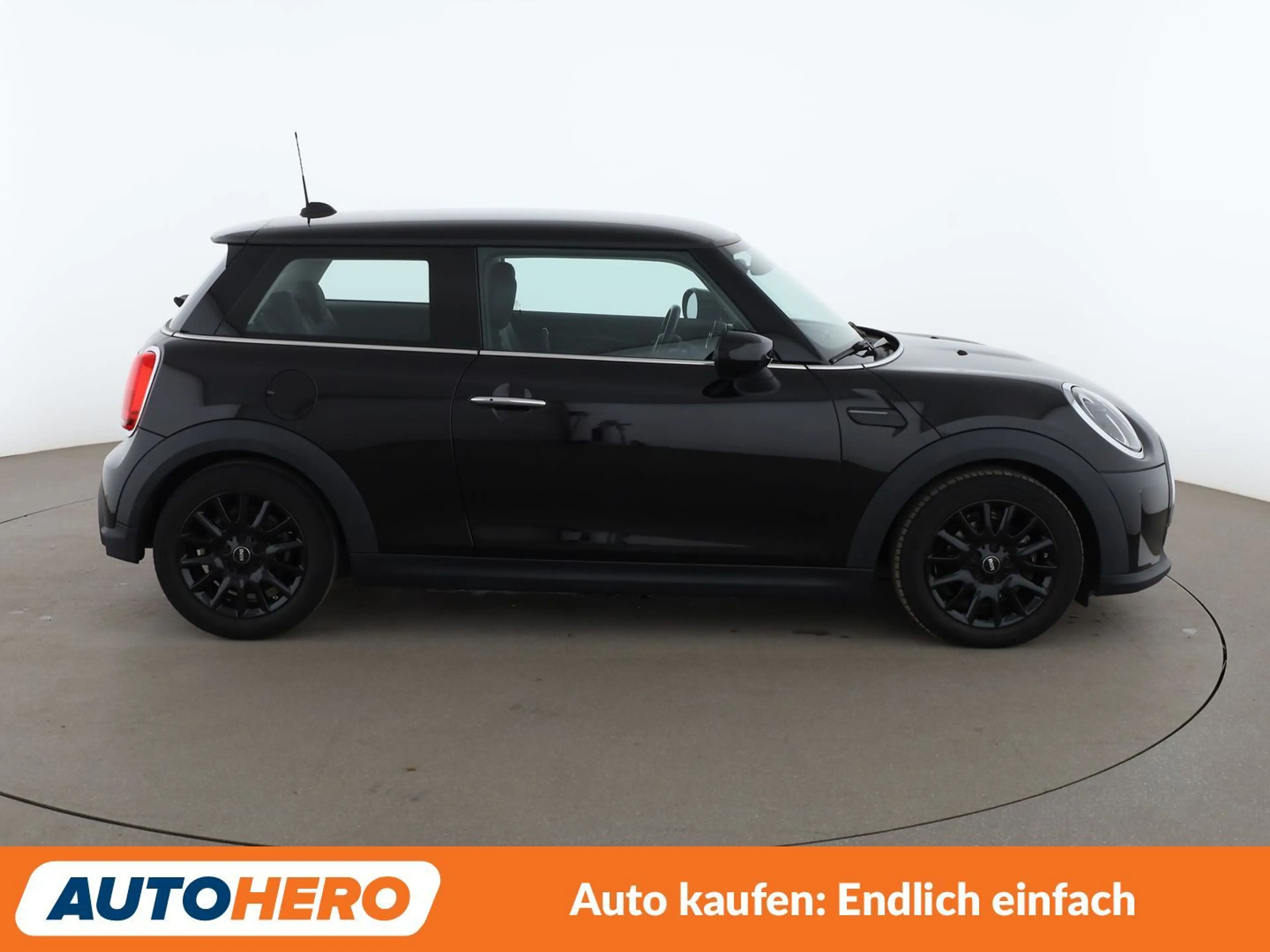 MINI One One Classic Trim*NAVI*LIM*PDC*SHZ*ALU*KLIMA* — photo 7