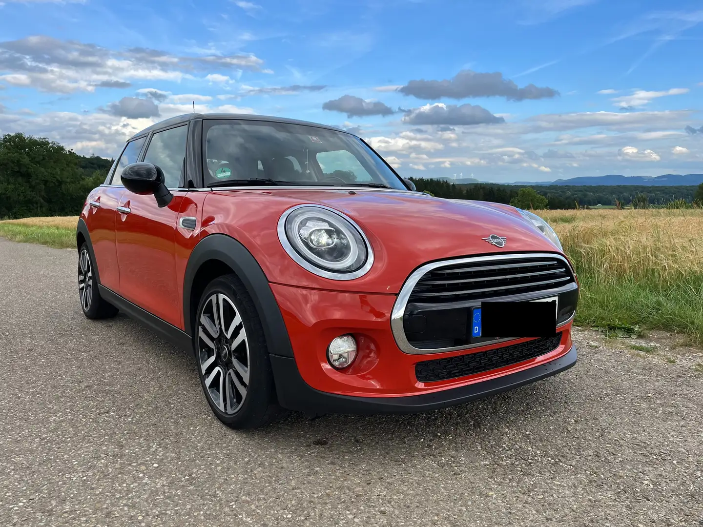 MINI Cooper MINI 5-TÜRER Orange - 1