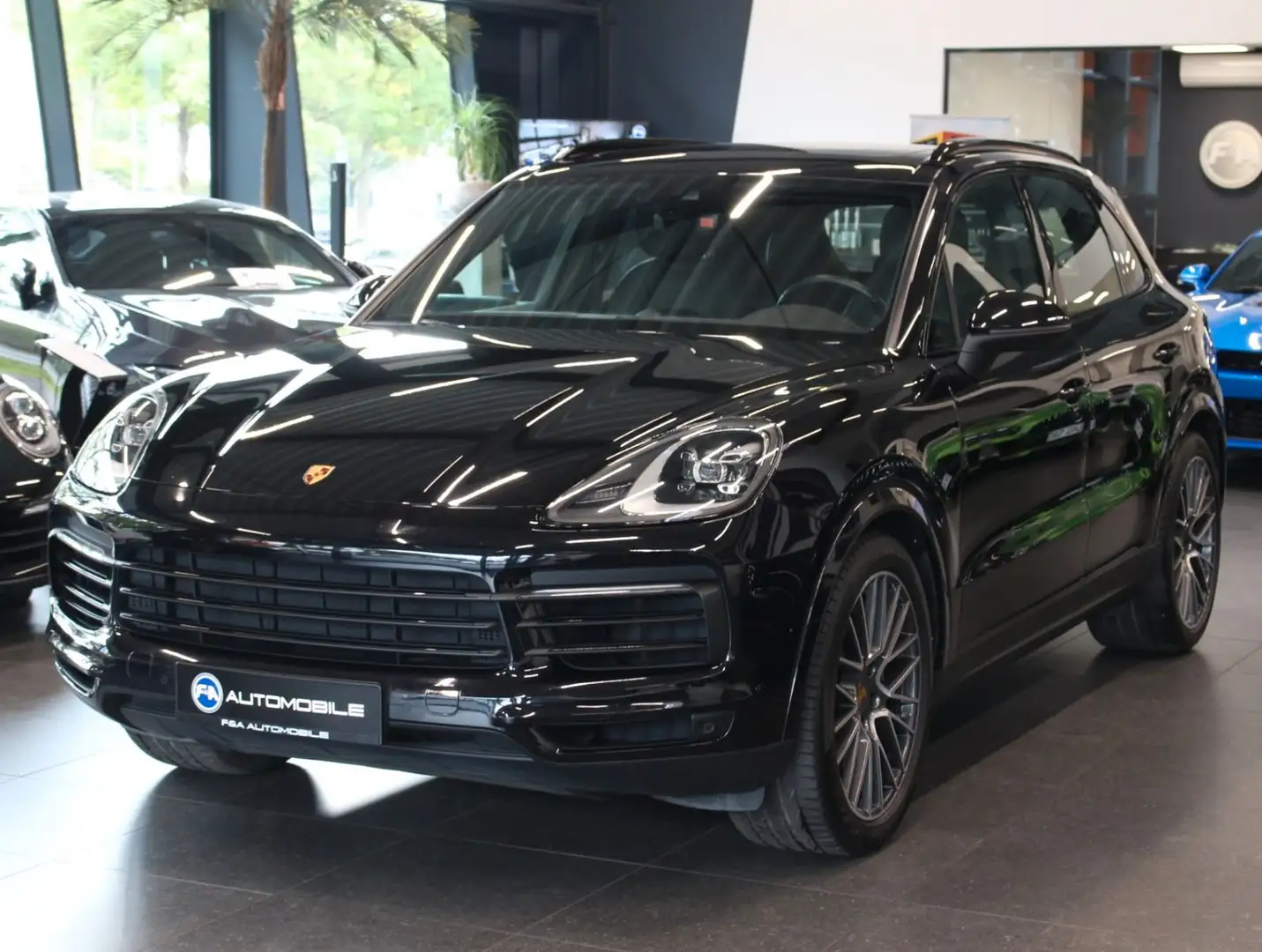 Porsche Cayenne S Sport Chrono*21" Felgen*Pano*MWST Schwarz - 1