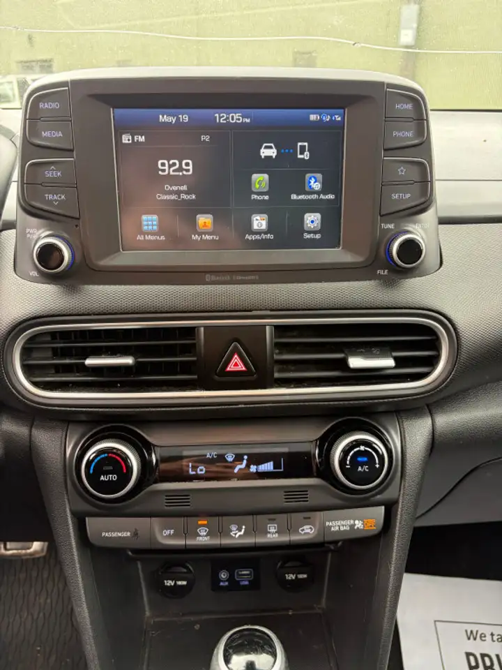 Hyundai KONA снимка Hyundai KONA