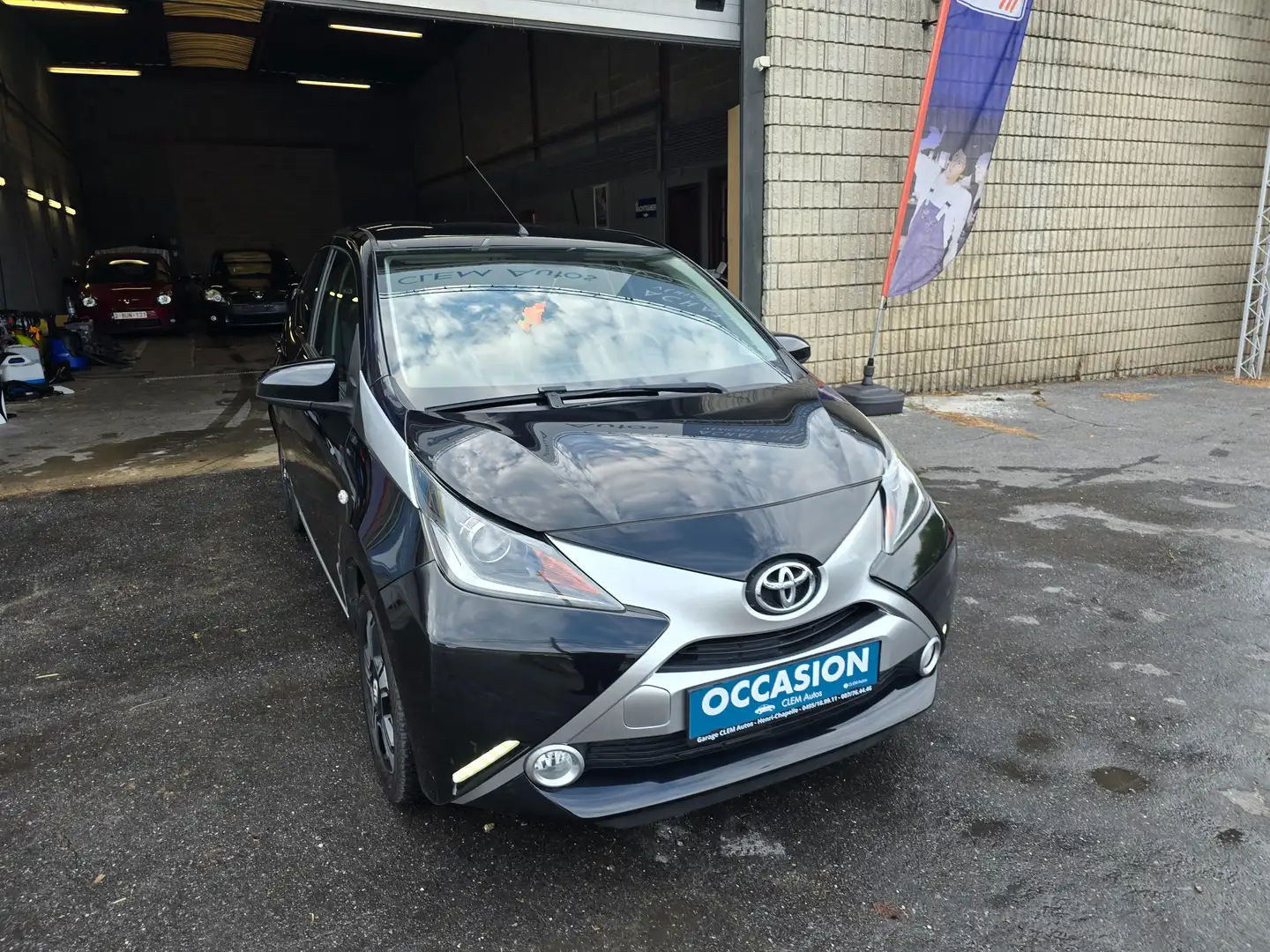 Toyota Aygo Aygo 1.0i VVT-i x-play Noir - 2