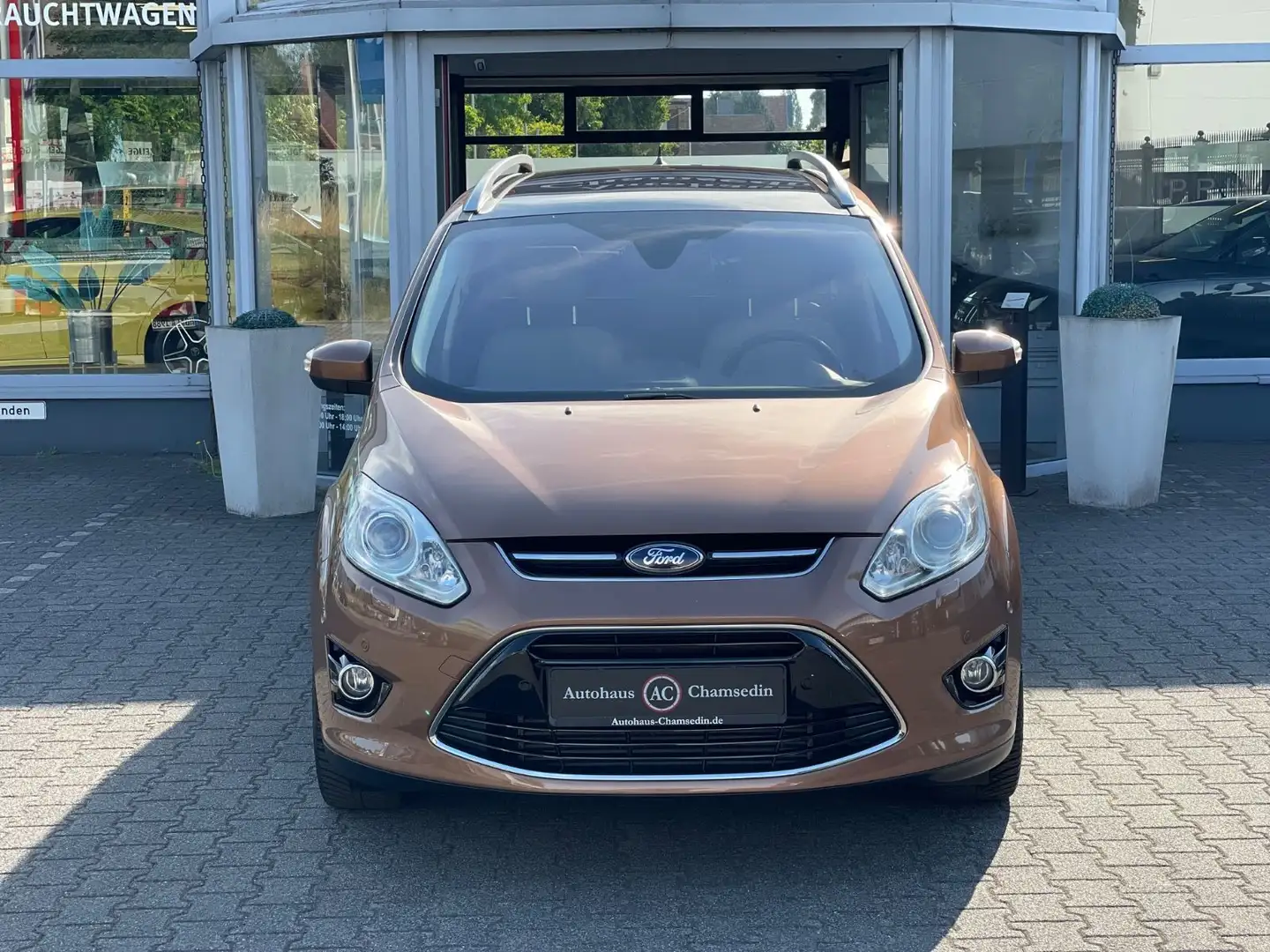 Ford Grand C-Max Titanium Brun - 1