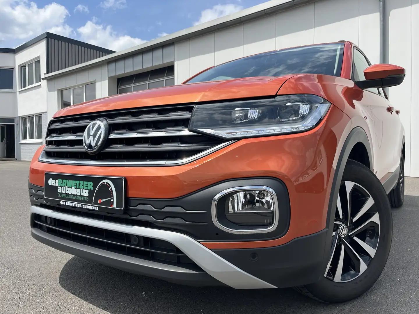 Volkswagen T-Cross 1.6 TDI UNITED 112€ m. 20% Anzahlung DAB LED SHZ Orange - 1