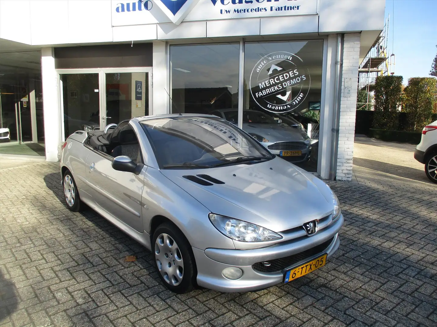 Peugeot 206 1.6 16V CC QUICKSILVER Premium Gris - 1