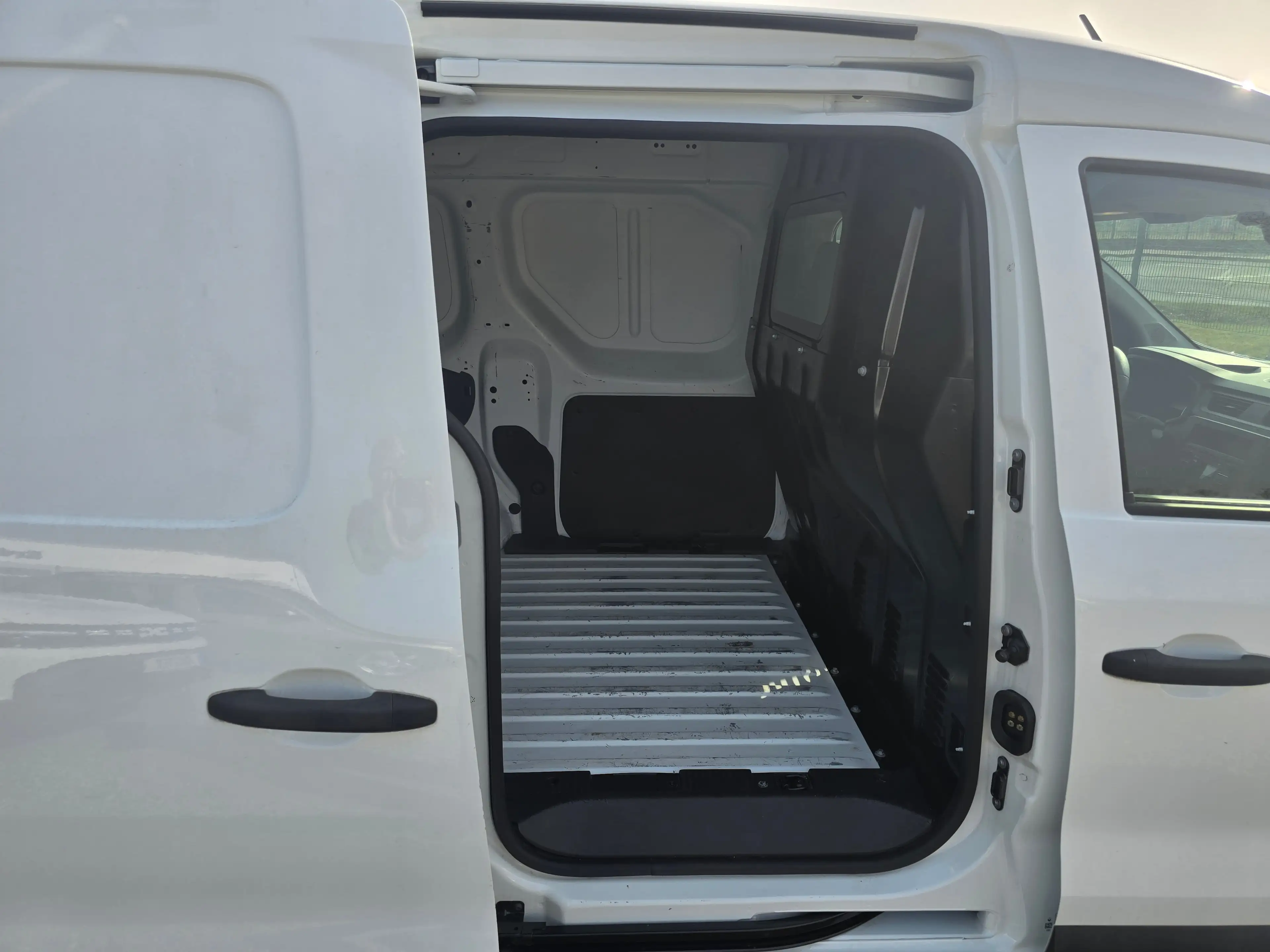 Renault Express TCe100 FAP Extra sofort lieferbar — photo 11