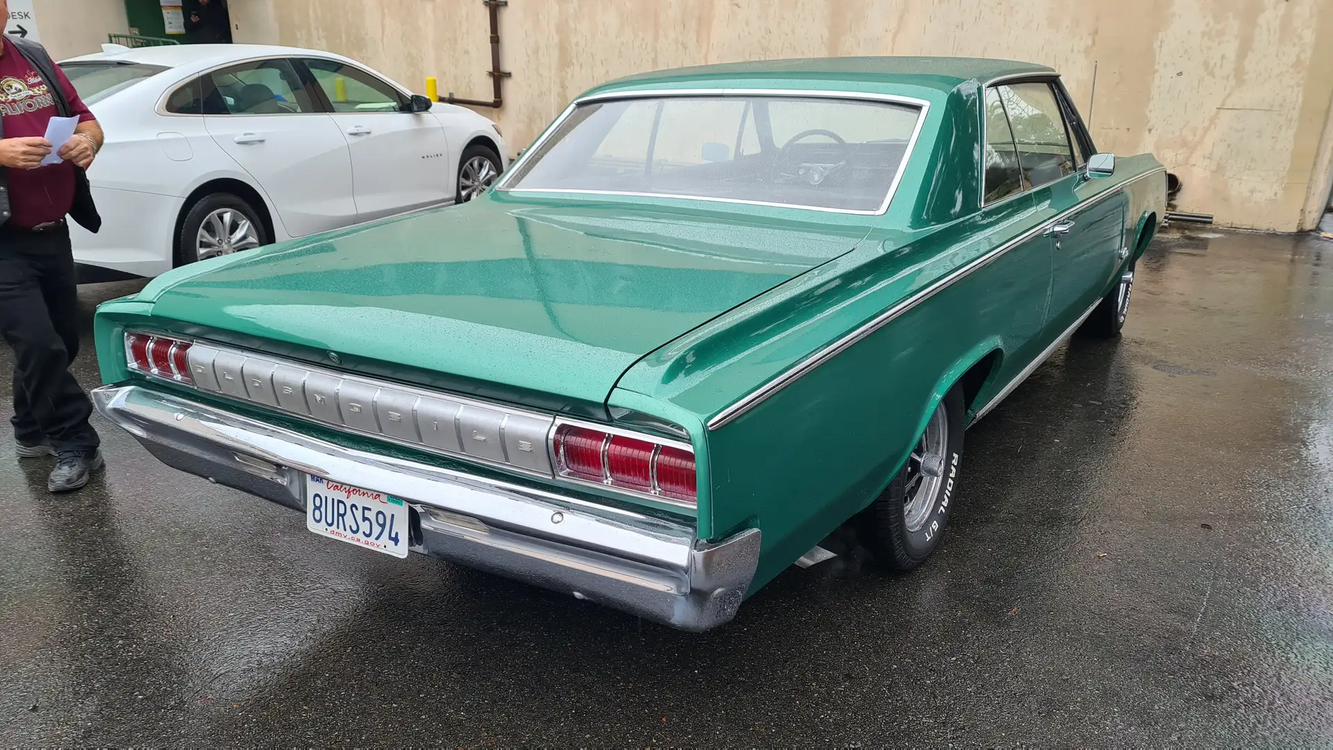 Oldsmobile Cutlass Oldsmobile Cutless Hollyday Coupe Bj 1964 mit Tüv und H-Kz im gut Grün - 2