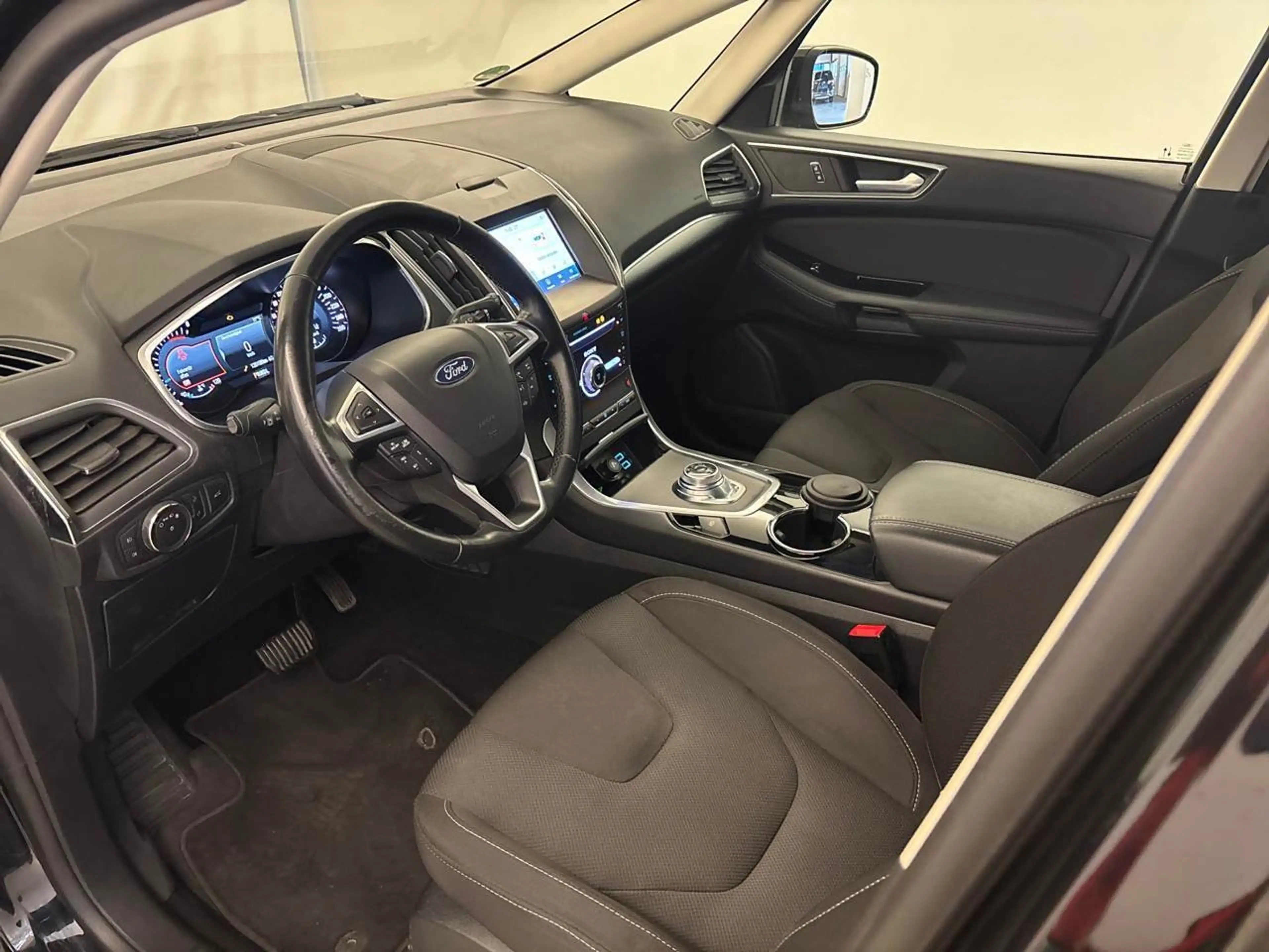 Ford S-Max 2.5 Duratec AHK SpoSi ACC — photo 9