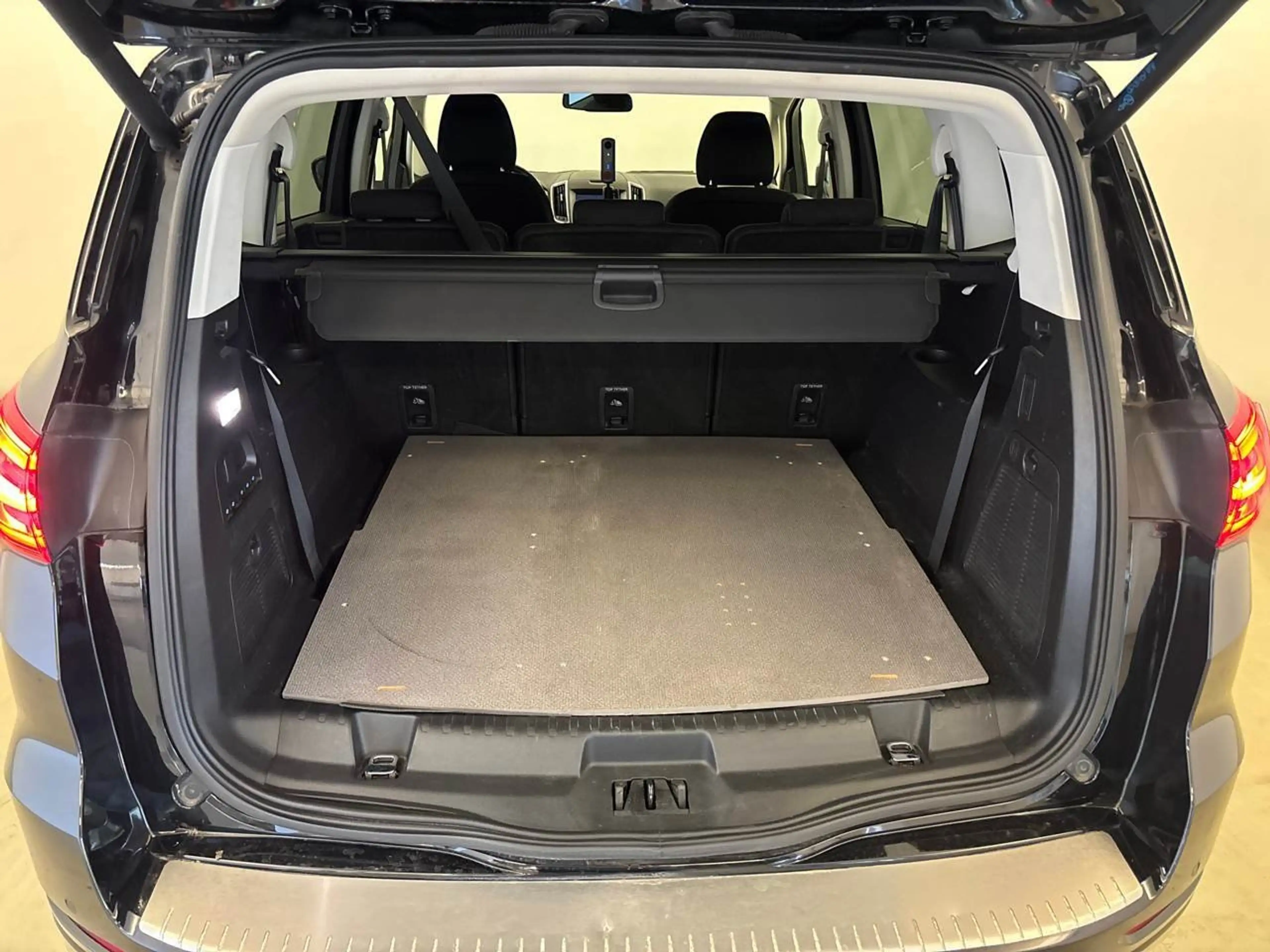 Ford S-Max 2.5 Duratec AHK SpoSi ACC — photo 13
