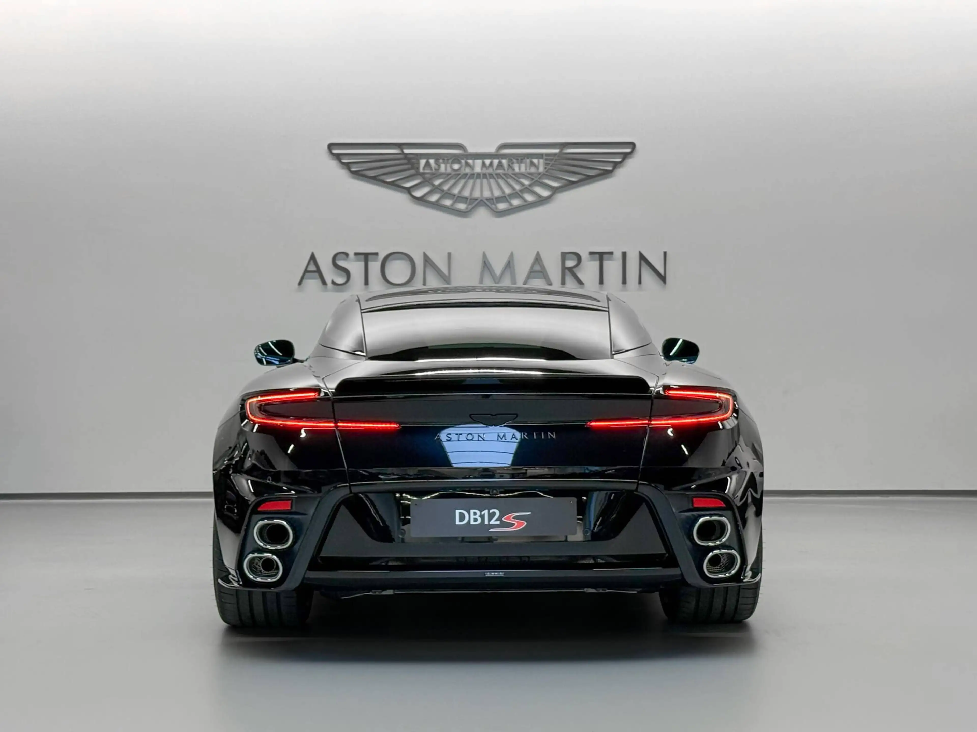 Aston Martin DB12 S Coupe | Aston Martin Brussels — photo 5
