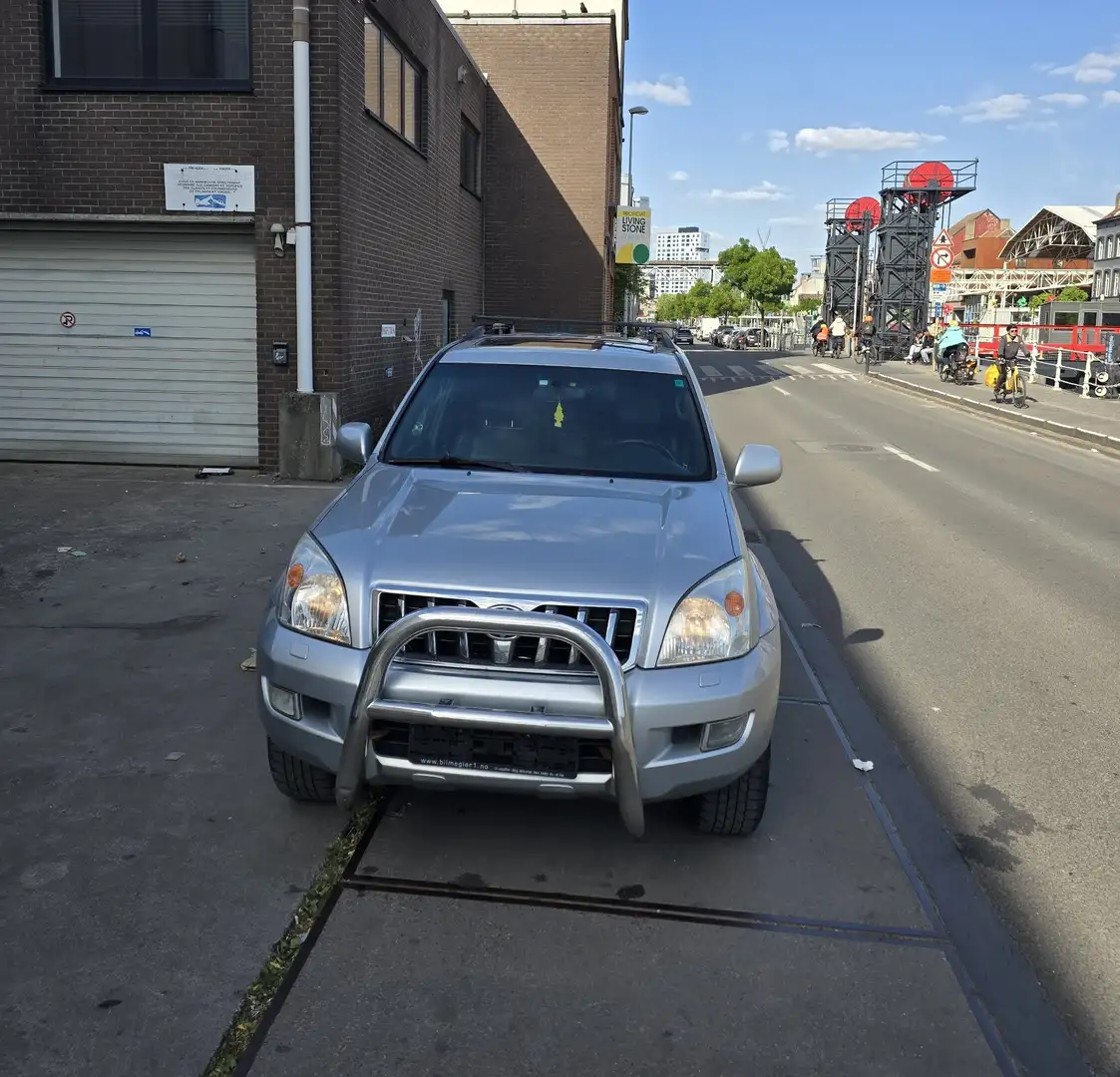 Toyota Land Cruiser 3.0 Turbo D4D VIP 8pl.   EXPORT - 2