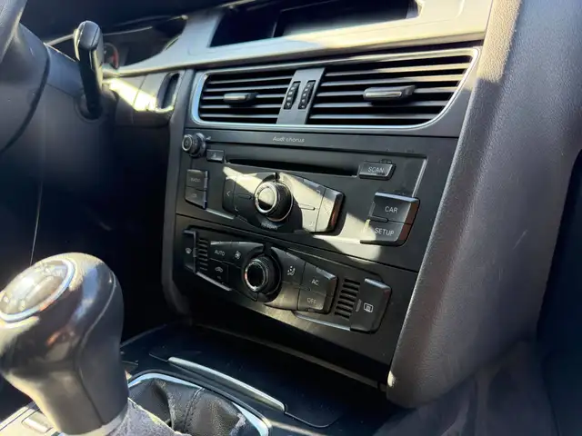 Audi A4 view 13