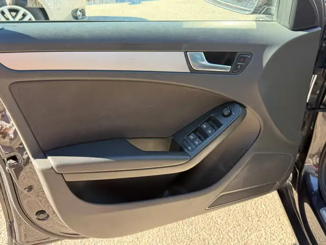 Audi A4 view 14