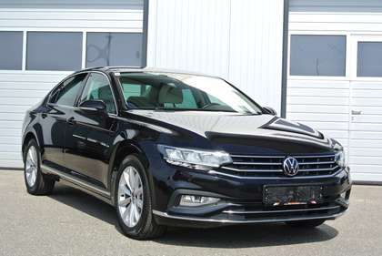 Volkswagen Passat 2.0 TDI DSG Elegance ** LEDER * NAVI * LED *
