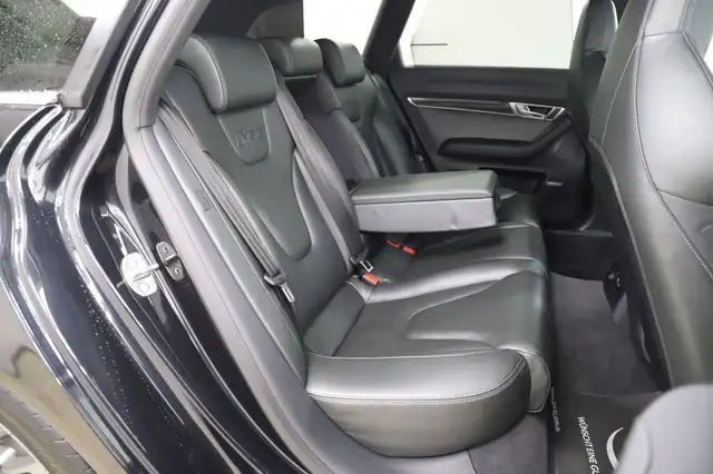 Audi RS6 view 14