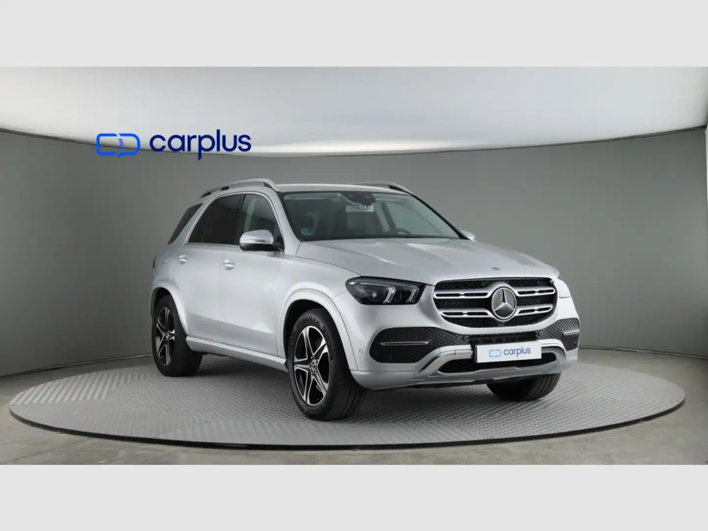 Mercedes-Benz GLE 450 4MATIC srebrna - 2