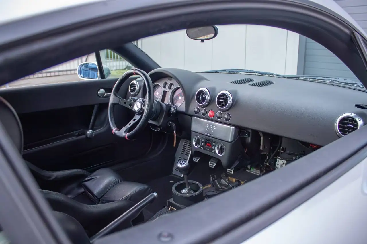 Audi TT 1.8 20V Turbo quattro, foto 10