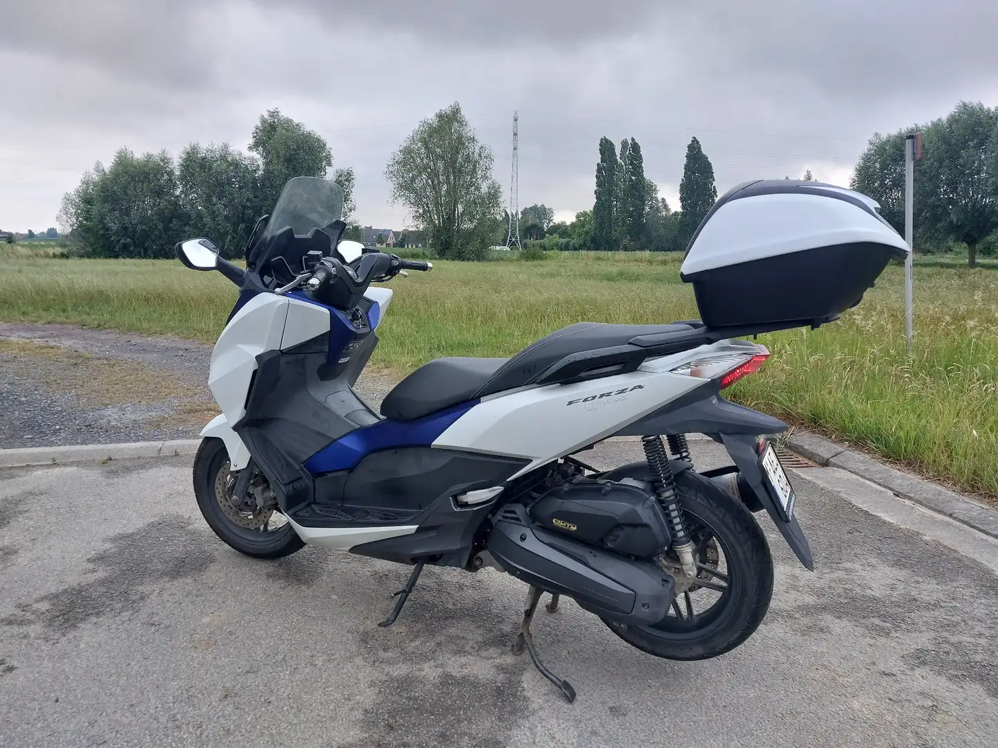 Honda Forza 125 wit/blauw Blanc - 1