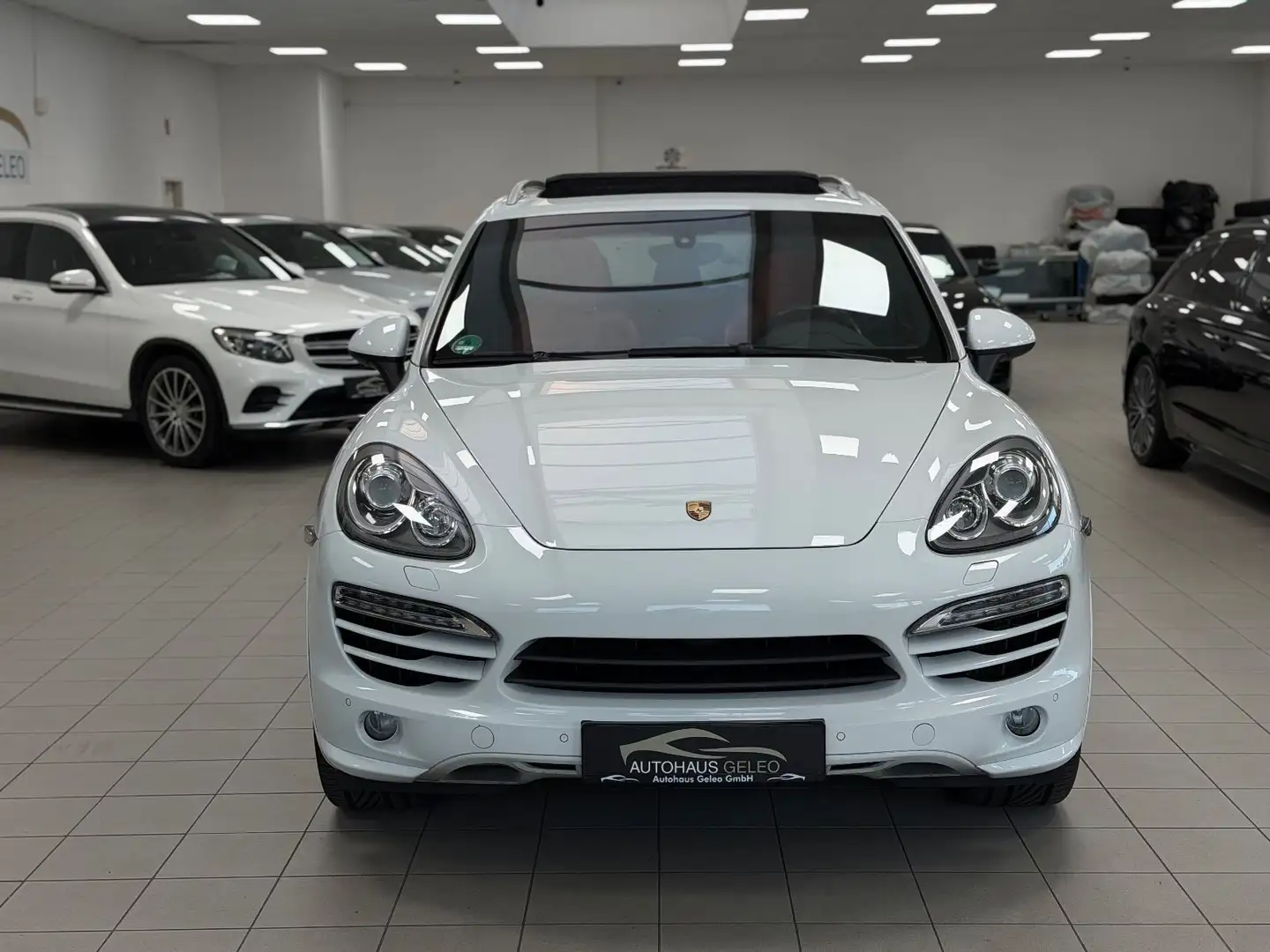 Porsche Cayenne Diesel / PANO / BOSE / KAMERA / SPORTCHR Blanc - 2