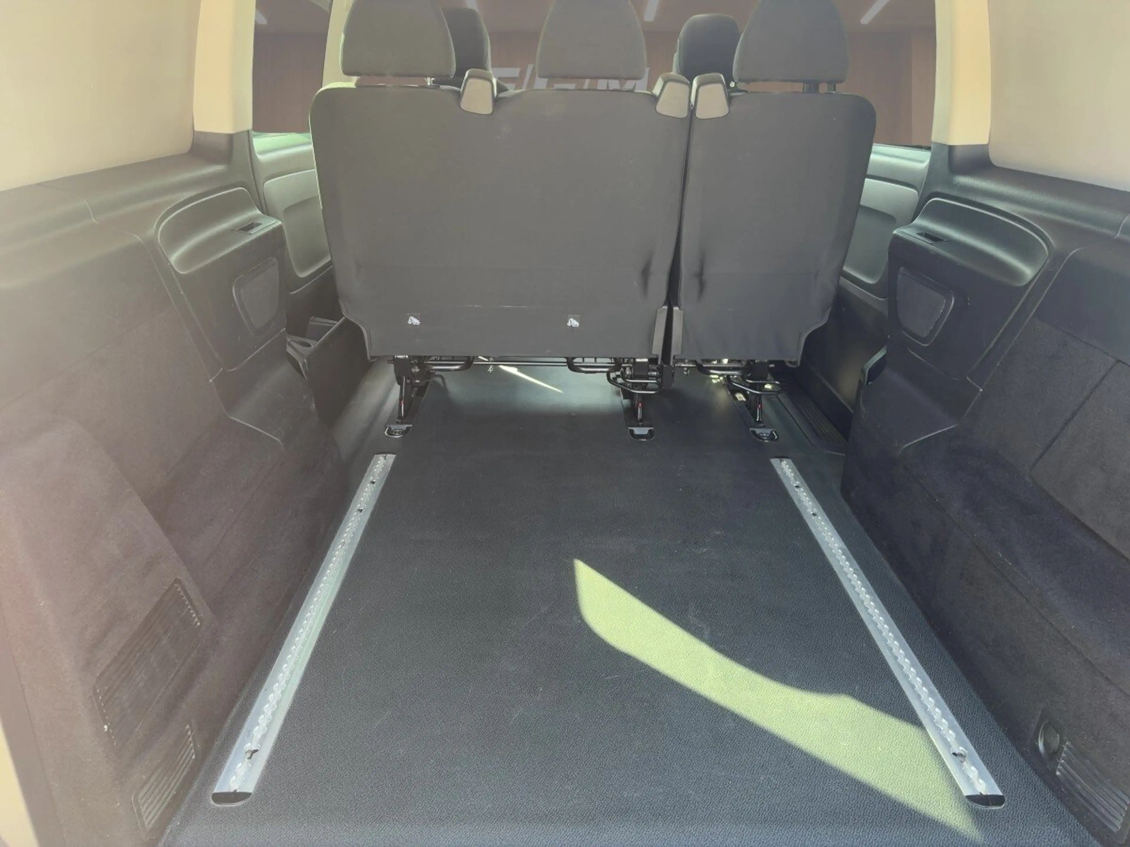 Mercedes-Benz Vito Vito Mixto 114 CDI lang STANDHEIZUNG+AHK+NAVIGAT — photo 12