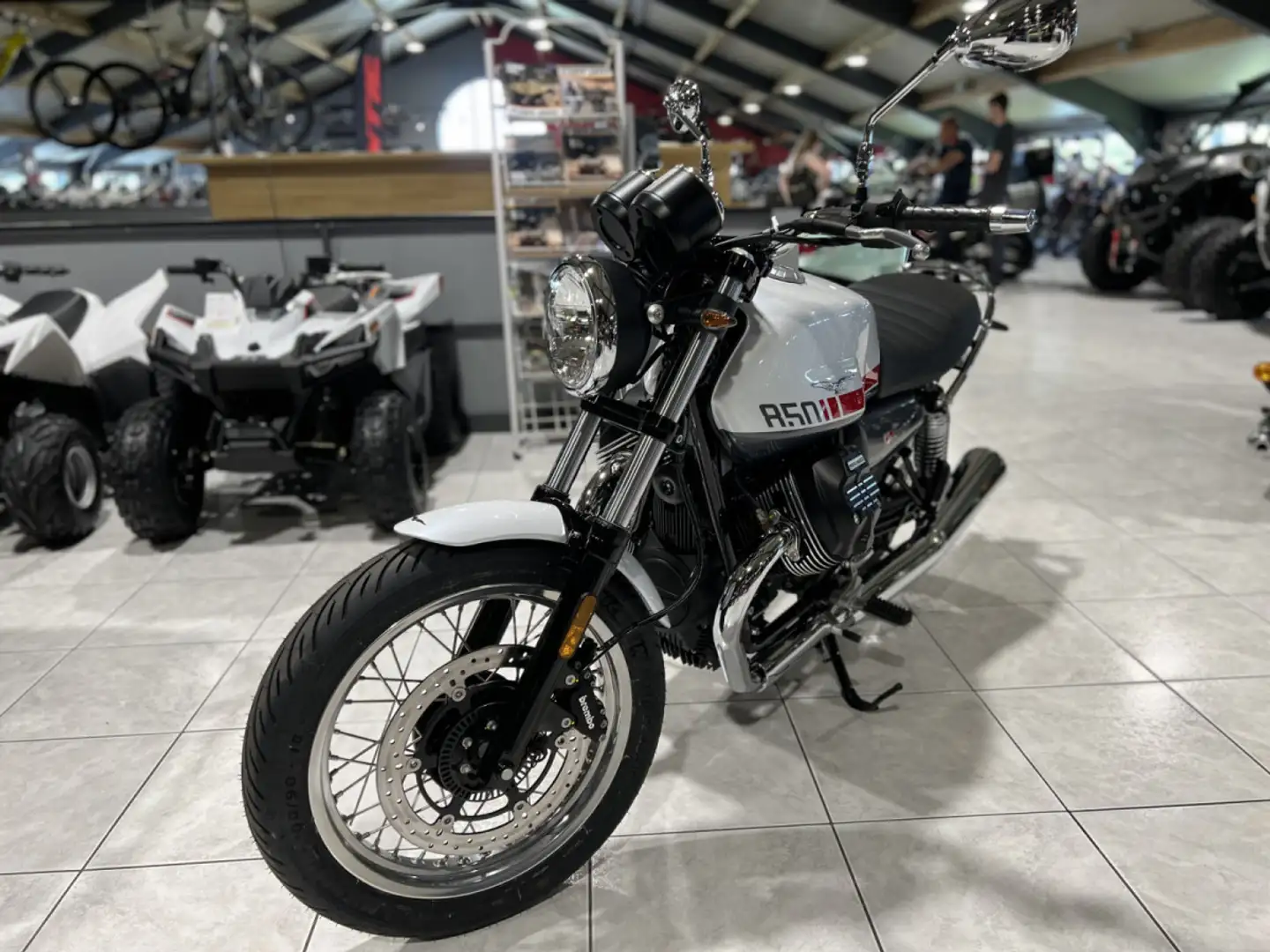 Moto Guzzi V 7 SPECIAL Biały - 2