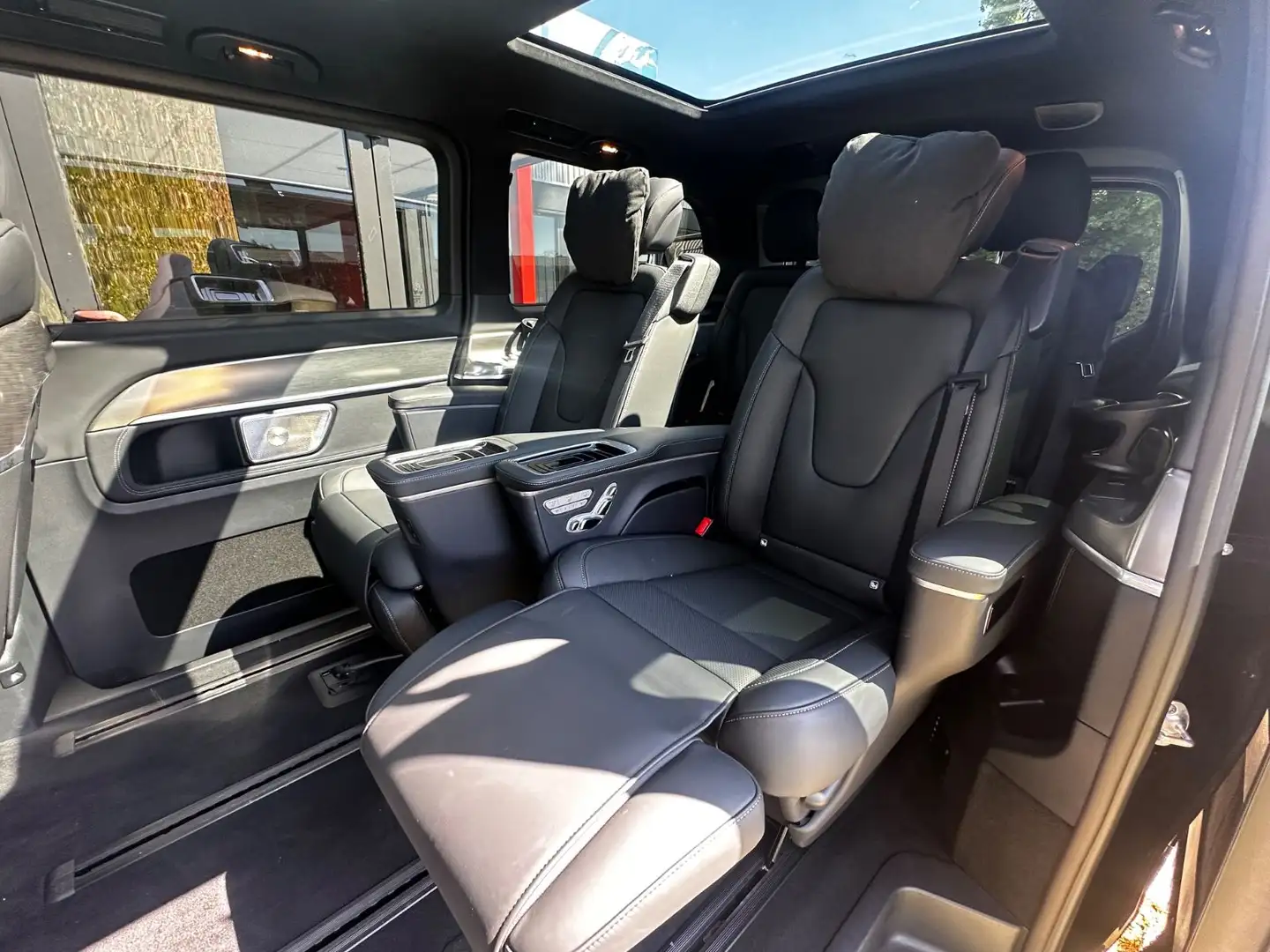 Mercedes-Benz V 300 V300 d EXCLUSIVE 4MATIC lang / VIP - LUXURY SEAT Negro - 1