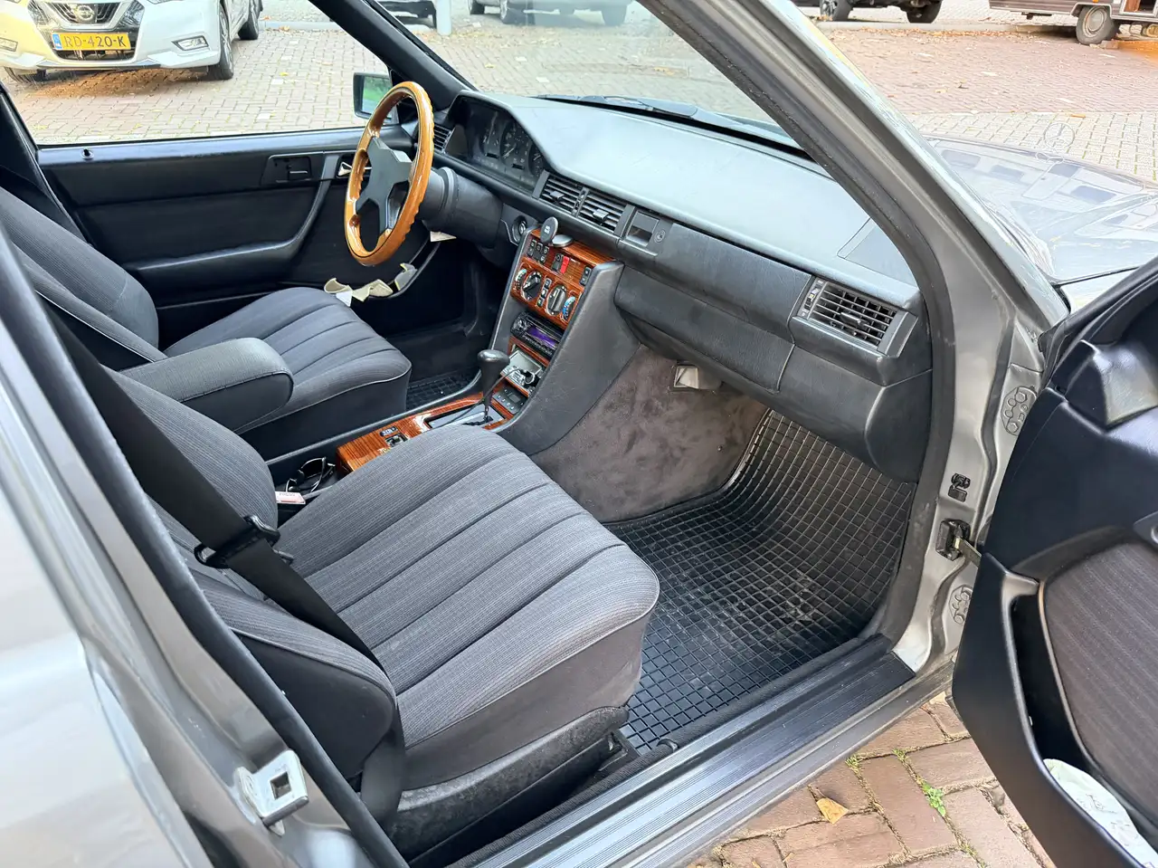 Mercedes-Benz 250 TD, foto 6
