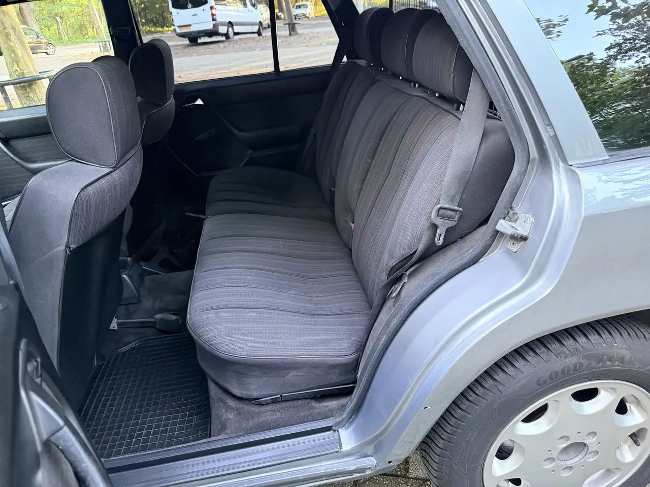Mercedes-Benz 250 TD, foto 8