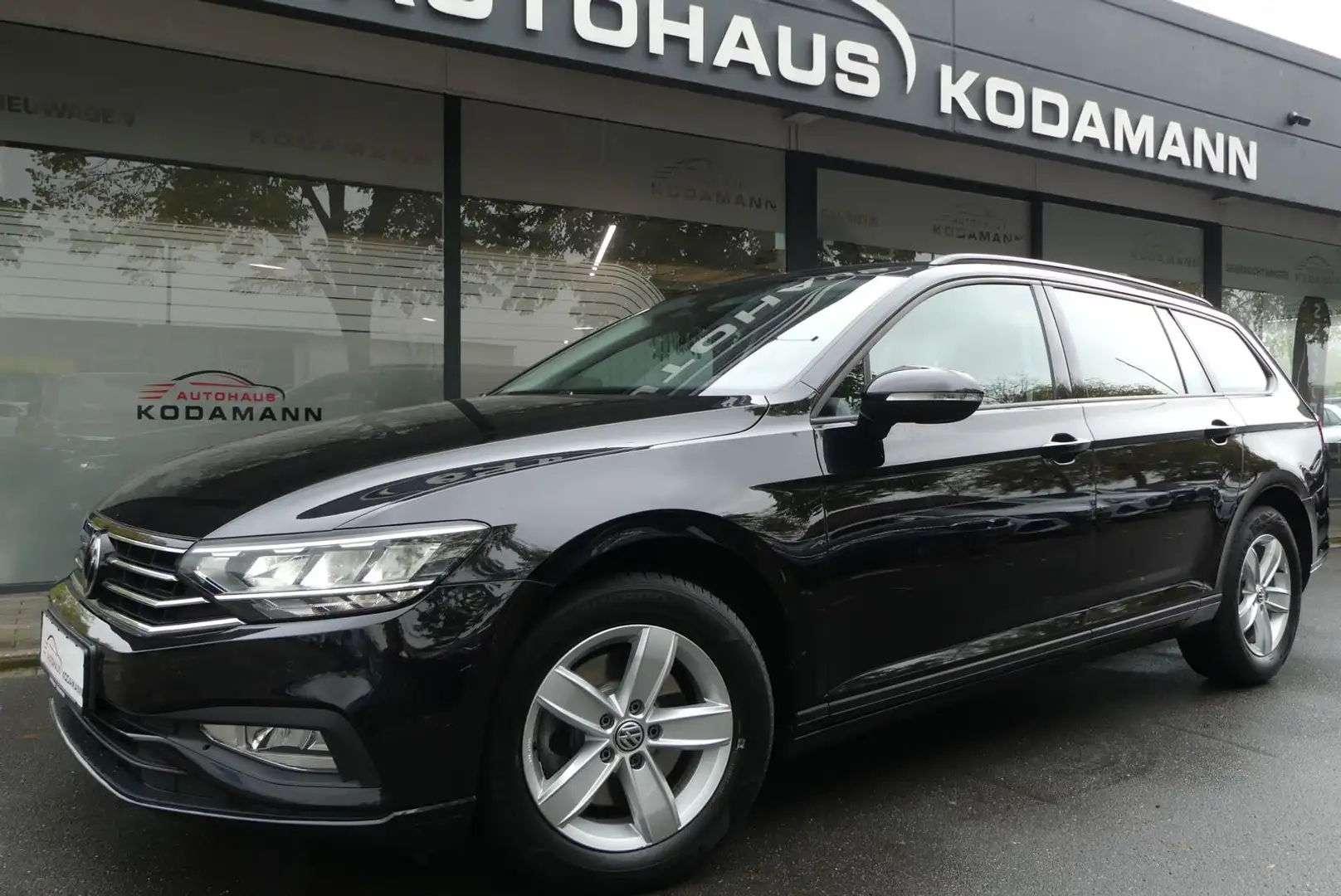 Volkswagen Passat Variant 2.0TDI*Kamera*Apple Car*ACC*AHK* Nero - 1