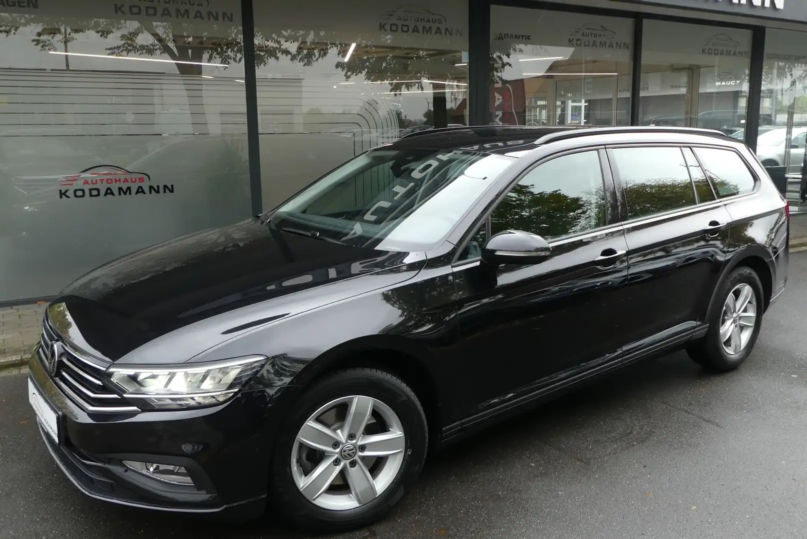Volkswagen Passat Variant 2.0TDI*Kamera*Apple Car*ACC*AHK* Nero - 2