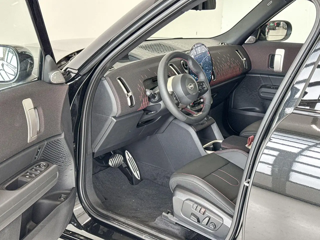 MINI John Cooper Works Countryman 2026 — фото 11