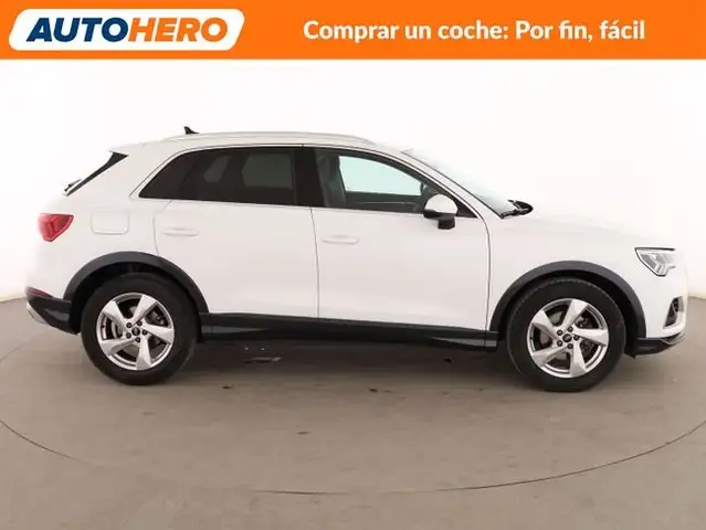 Audi Q3 view 7