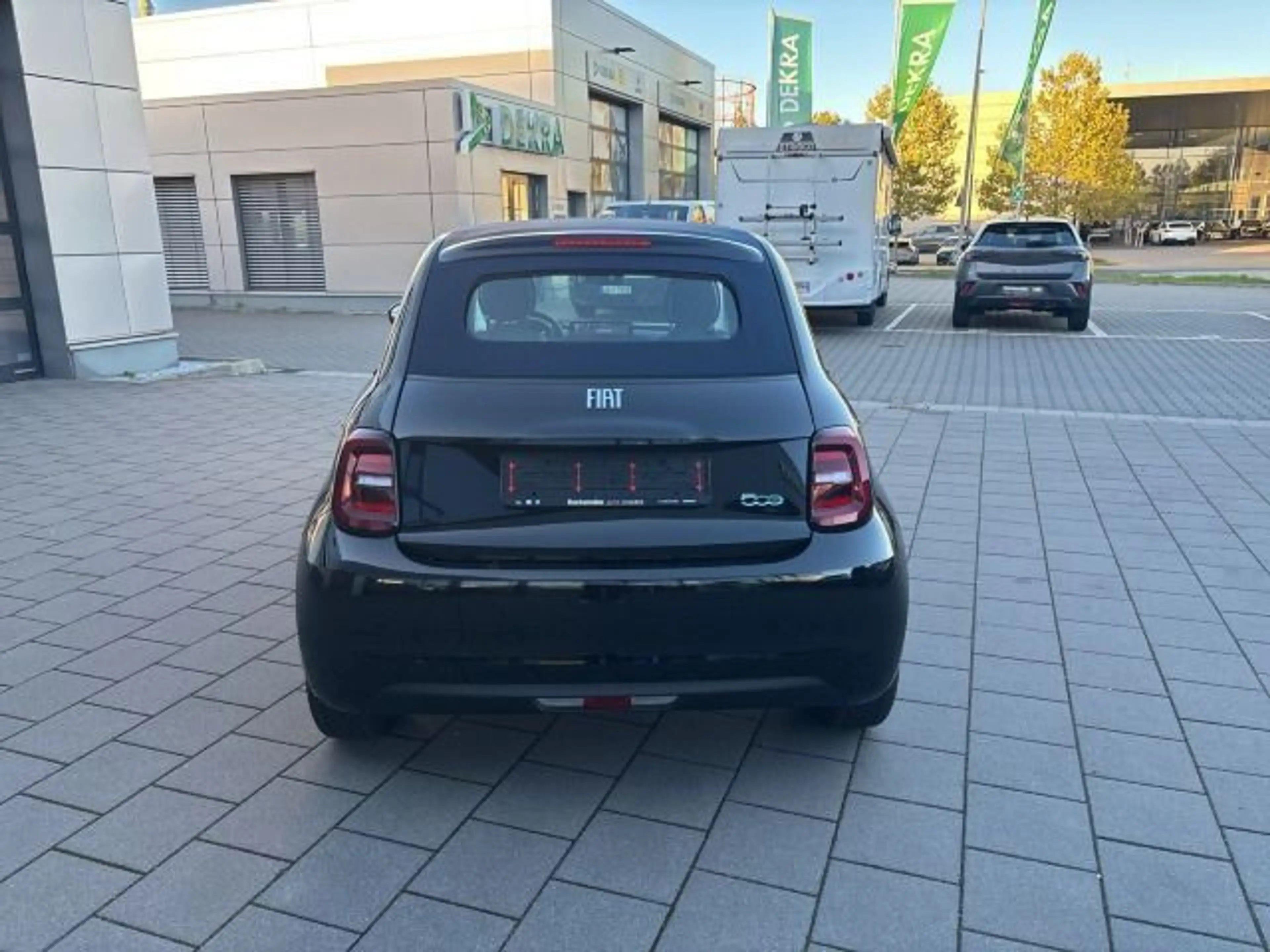 Fiat 500e Cabrio Base 42 kWh *GJR/CarPlay* — photo 8