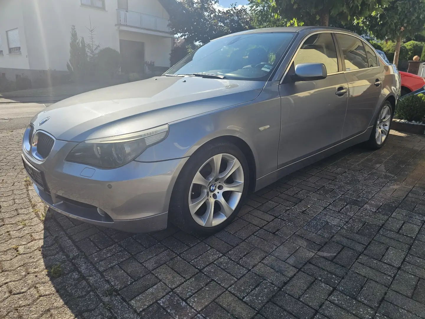 BMW 520 520i Tüv und Inspektion NEU - 1
