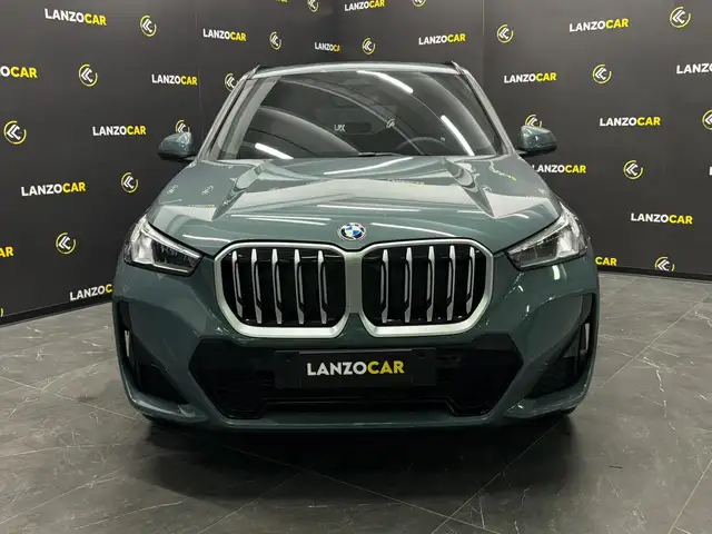 BMW X1 view 2