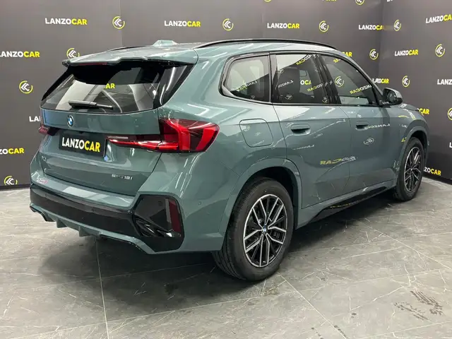 BMW X1 view 4