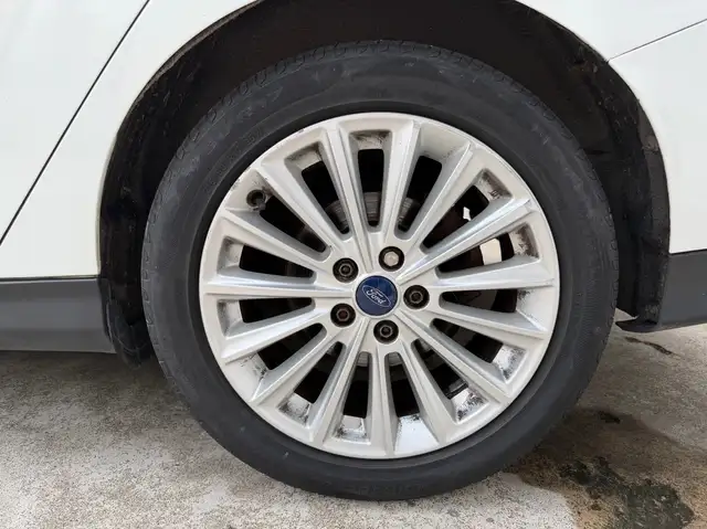 Ford Focus view 7
