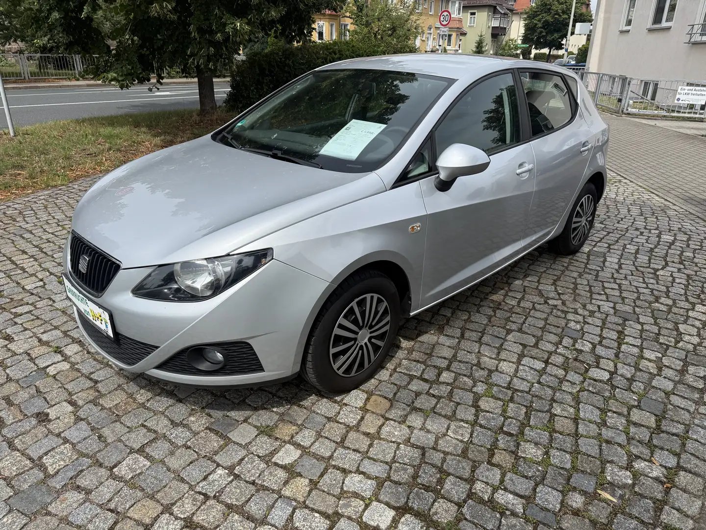 SEAT Ibiza Reference Gris - 2