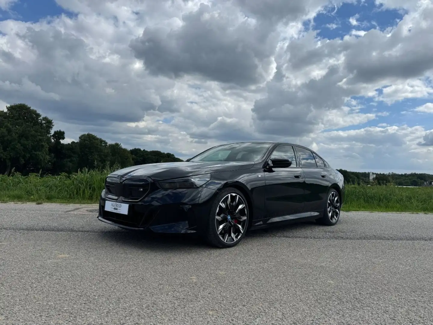 BMW i5 M60e X Drive Negro - 2