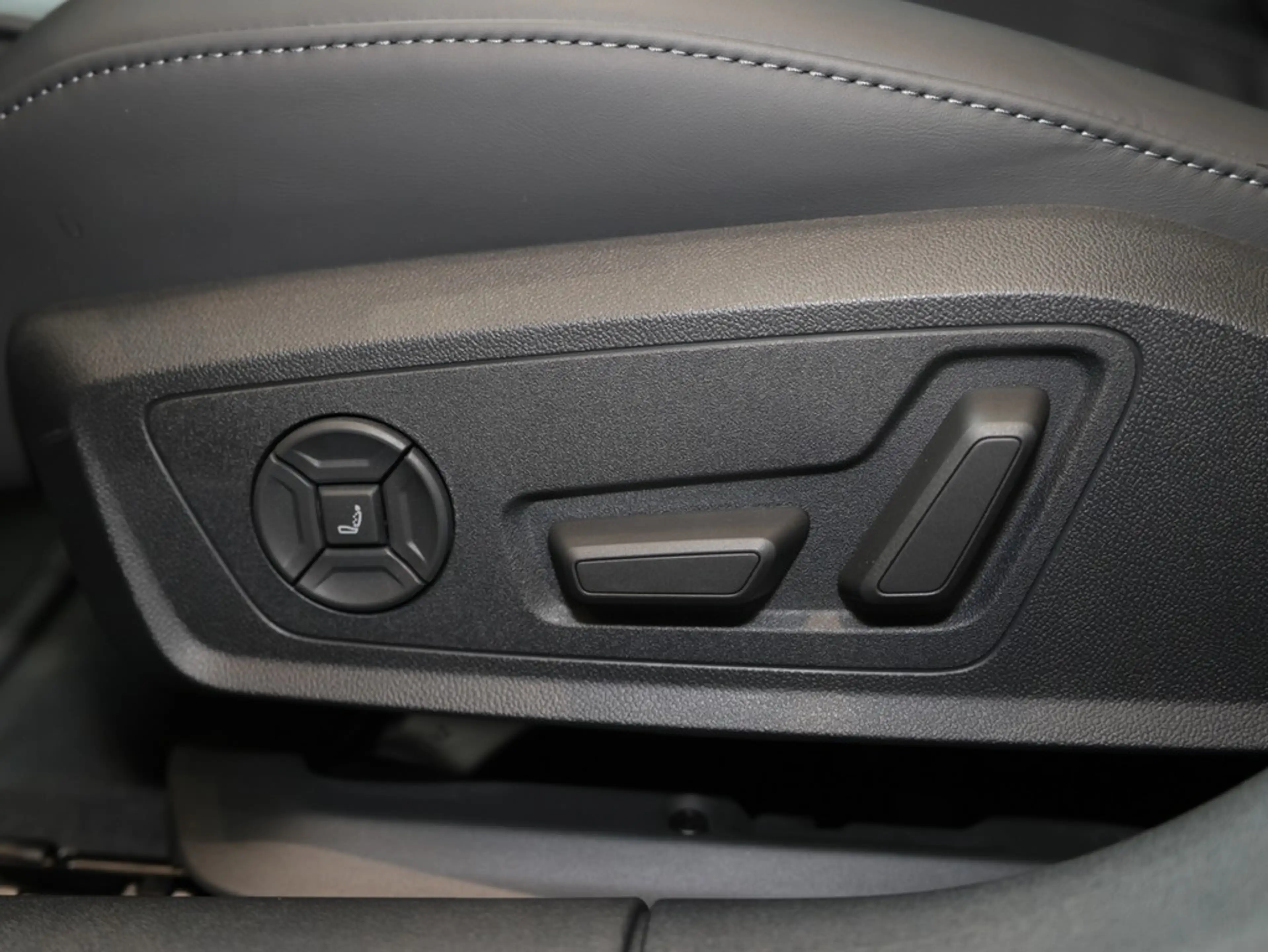 Audi A6 allroad TDI quattro 220 kW S tronic — photo 5