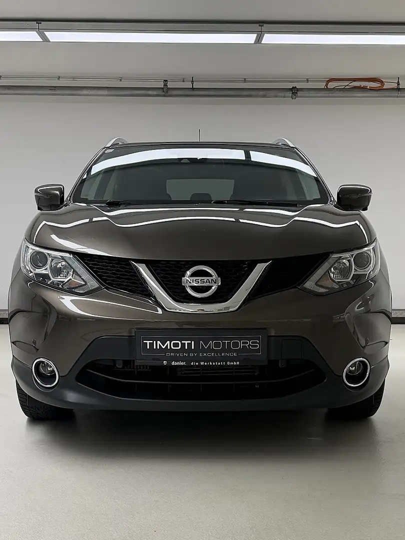 Nissan Qashqai 360 1.6 dCi Automatik – 131 PS 360° Kamera | Pa... Braun - 2