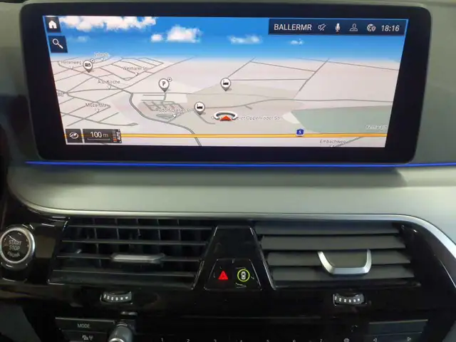BMW 5 Series view 12
